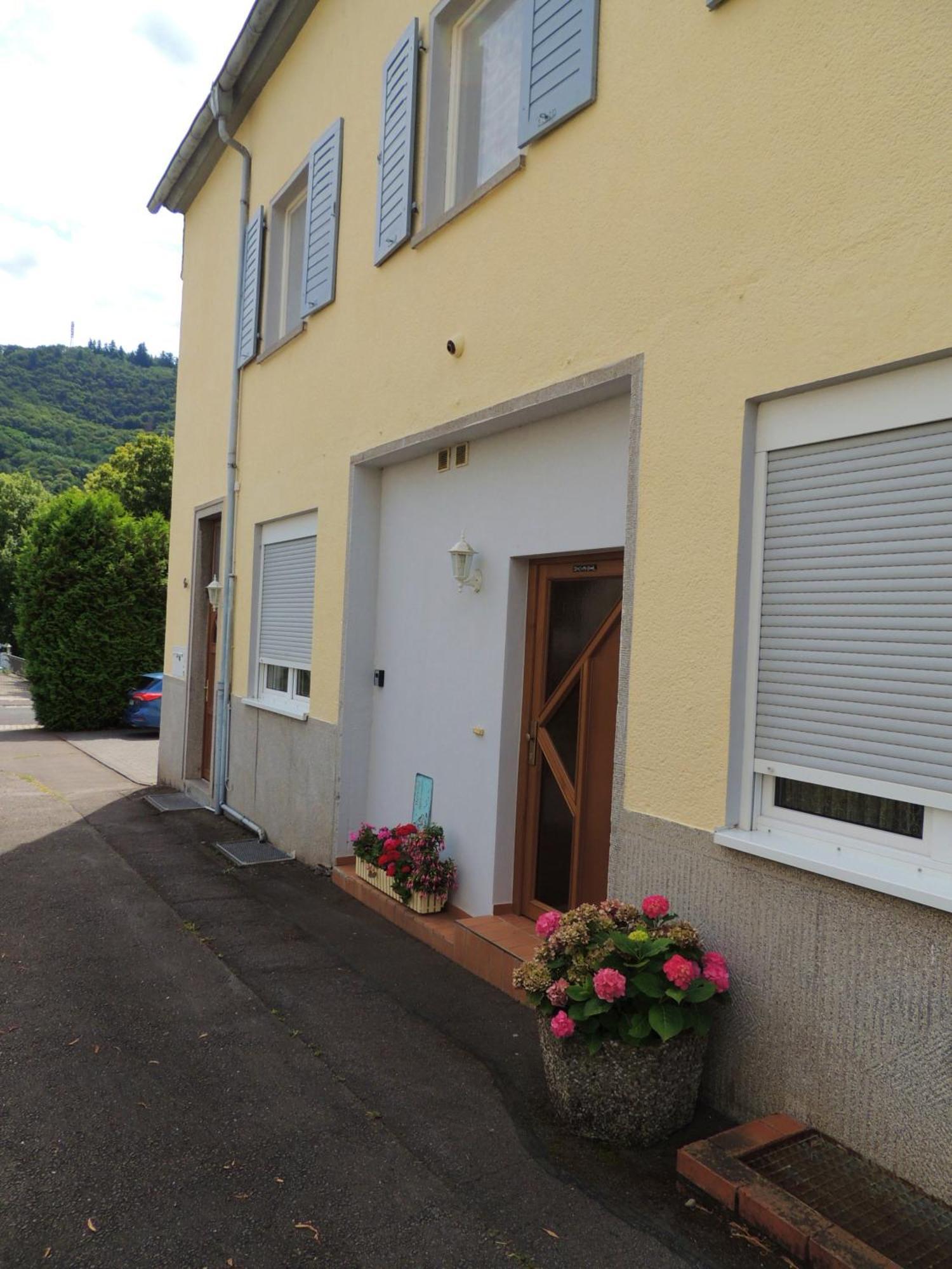 Ferienwohnung Goethe 베른카슈텔쿠에스 외부 사진