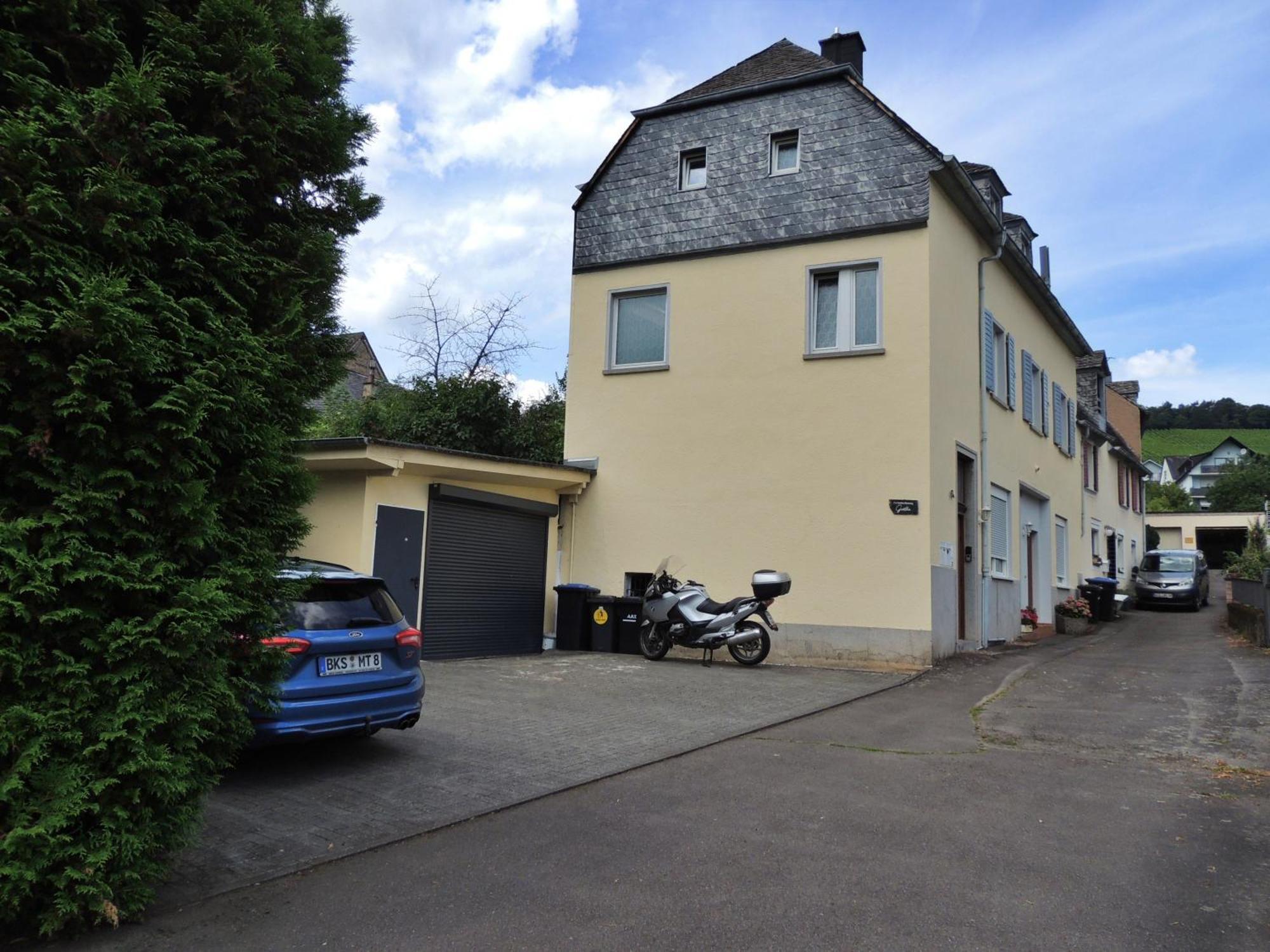 Ferienwohnung Goethe 베른카슈텔쿠에스 외부 사진