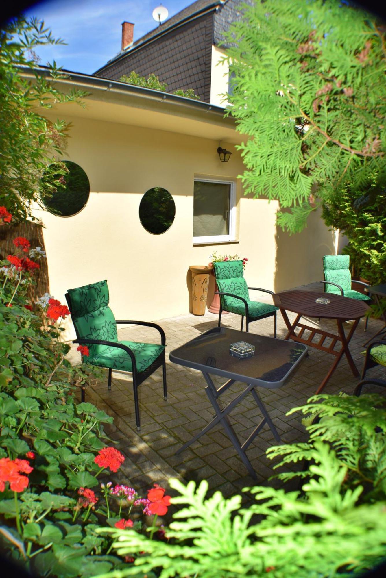 Ferienwohnung Goethe 베른카슈텔쿠에스 외부 사진